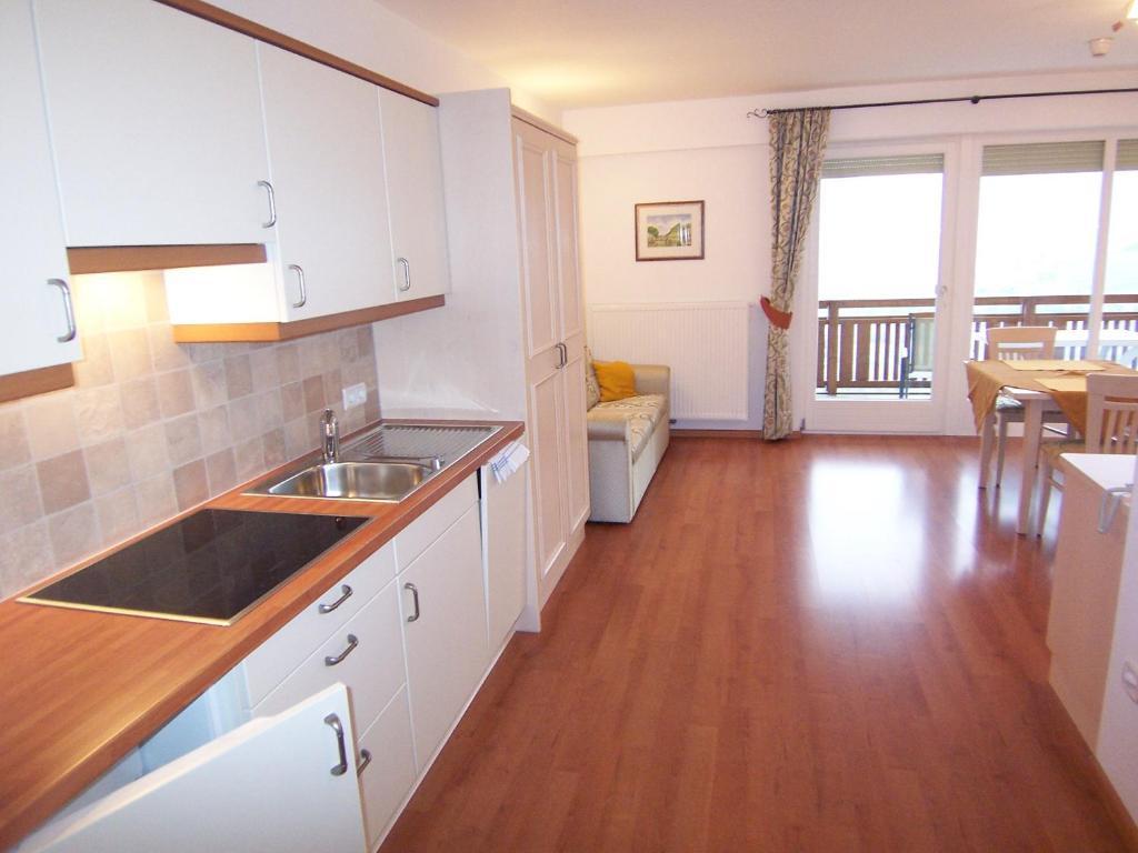 Appartement Tschivon Schenna Zimmer foto